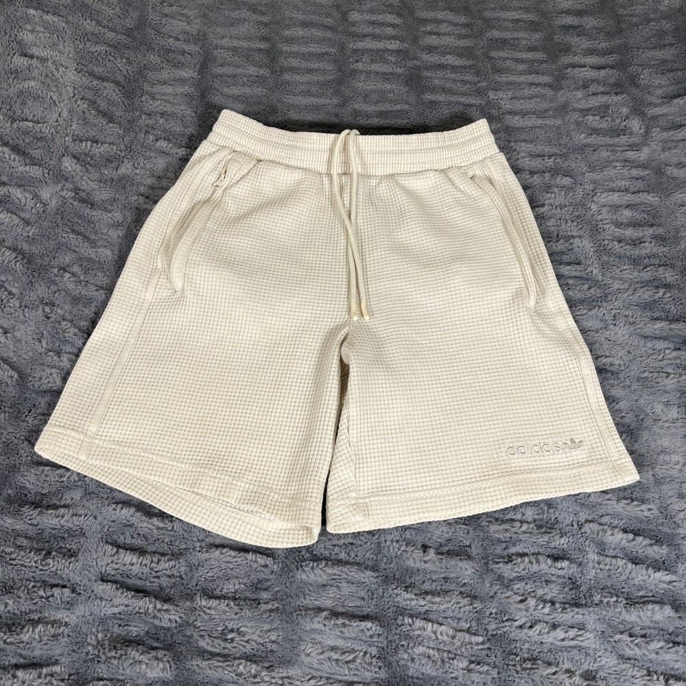 Adidas Originals Mens Waffle Knit Shorts Cream Off-White Trefoil AP549